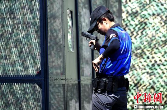 成都特警黑豹突击队亮相世界警察和消防员运动会