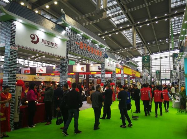 “世界黑茶之源”在深圳茶博会展示中国千年黑茶文化 “世界黑茶之源”在深圳茶博会展示中国千年黑茶文化