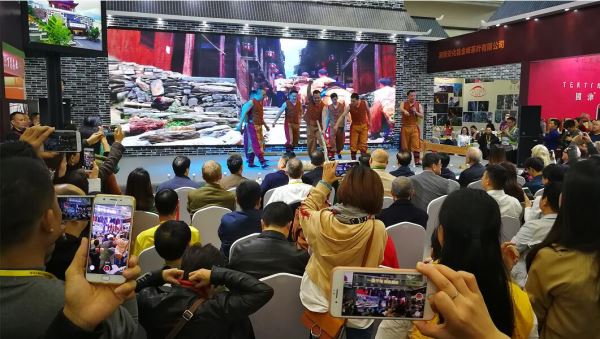 “世界黑茶之源”在深圳茶博会展示中国千年黑茶文化 “世界黑茶之源”在深圳茶博会展示中国千年黑茶文化